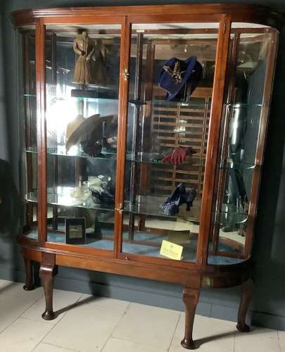 Victorian Mahogany Bow Ended Shop Display Cabinet