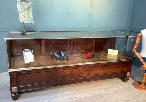French Siegel Shop Display Cabinet Counter Mahogany & Brass Frame