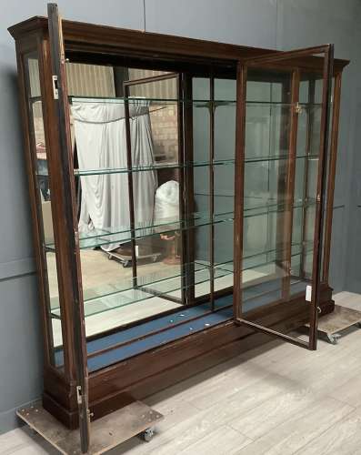 Antique Mahogany Shop 4 Door Glass Display Cabinet