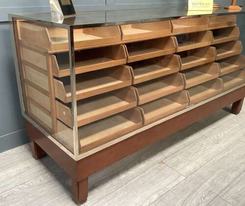 20 Drawer Mahogany Shop Display Counter Cabinet