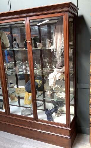 4 Door Mahogany Victorian Shop Display Cabinet